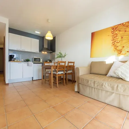 Apartment Paola By Interhome L'Eucaliptus